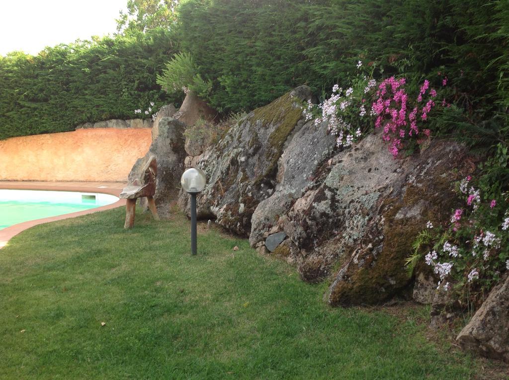 Villa Il Melograno Cannigione Exterior photo