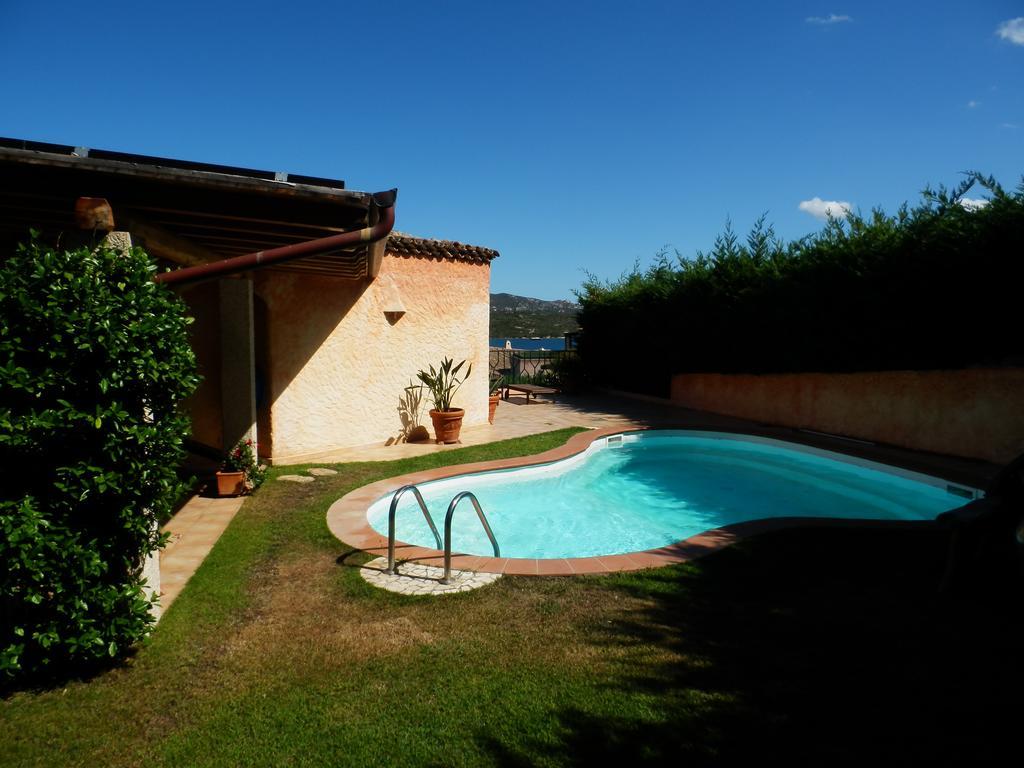 Villa Il Melograno Cannigione Exterior photo