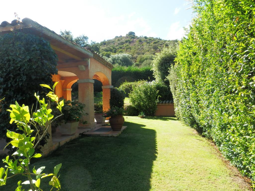 Villa Il Melograno Cannigione Exterior photo